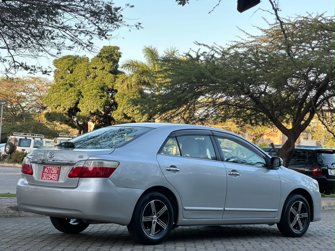 TOYOTA PREMIO F NEW MODEL thumbnail 11